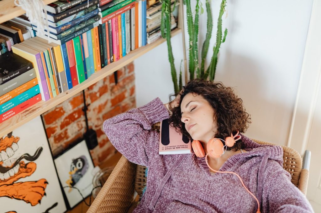 How to stop being a people-pleaser
