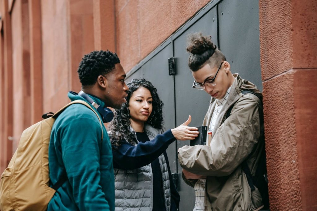 How to avoid toxic friendships